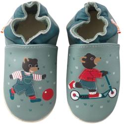Chaussons bébé cuir souple Petit Ours Brun joue dehors - Bleu - Taille 18-19 - Tichoups TICHOUPS.FR