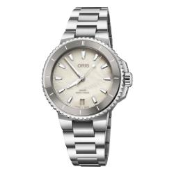 Montre Aquis Date 01 733 7792 4151-07 8 19 05P - Oris