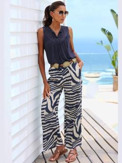 Débardeur dentelle et motif ajouré à l'encolure, couleur bleu, taille 38, marque LASCANA - helline