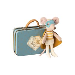 Super héros avec sa valise, petit frère souris - Maileg